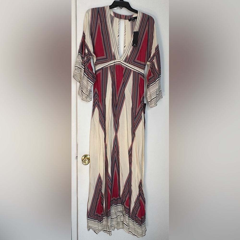 Dress Brand: LULUS Size: small Colors: cream, pink, teal,black, gray